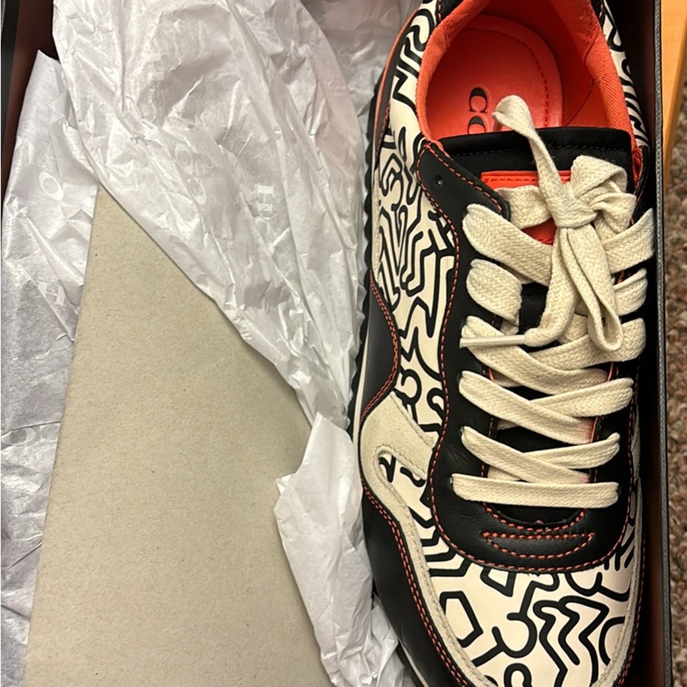 COACH SNEAKERS size 10 - Picture 2 of 4
